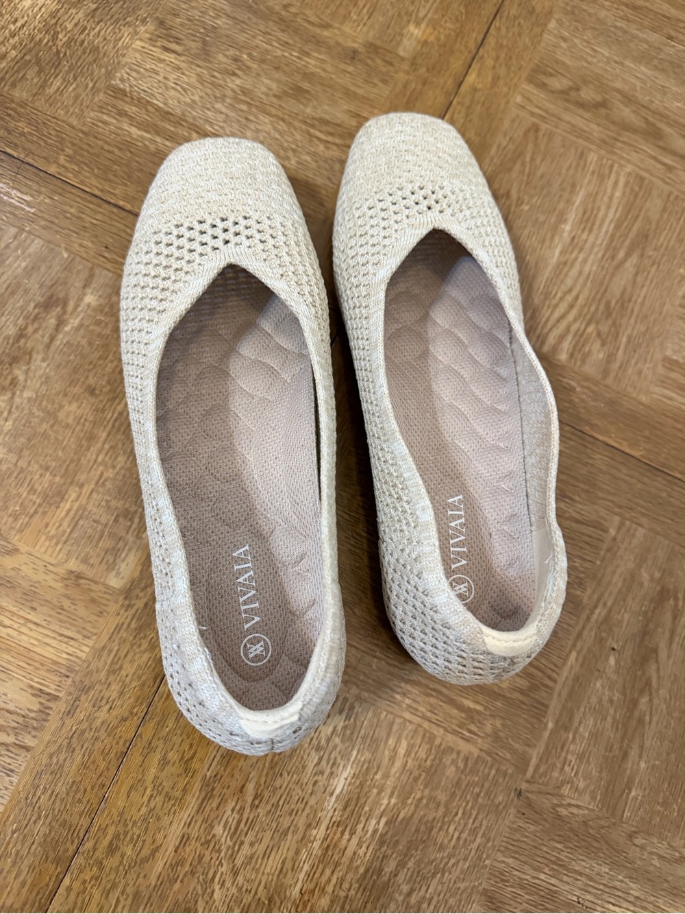Vivaia Women's Cream Knit Ballet Flats - Lightweight Comfort